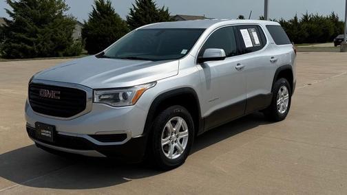 Quicksilver Metallic 2019 GMC Acadia SLE-1