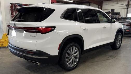 2025 Buick Enclave Preferred FWD