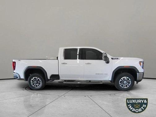 2022 GMC Sierra 2500 SLT