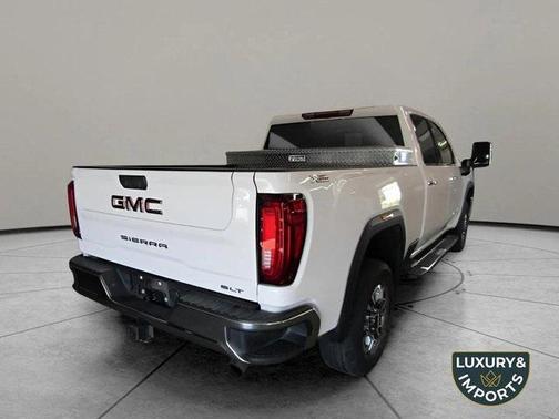 2022 GMC Sierra 2500 SLT