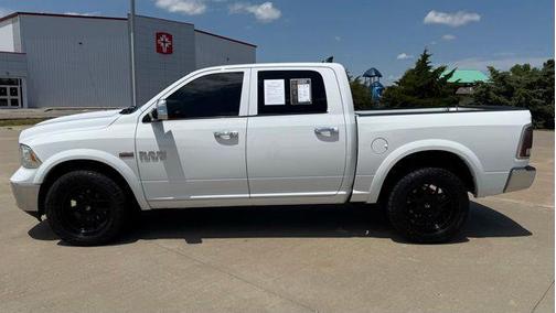 Bright White Clearcoat 2015 RAM 1500 Laramie