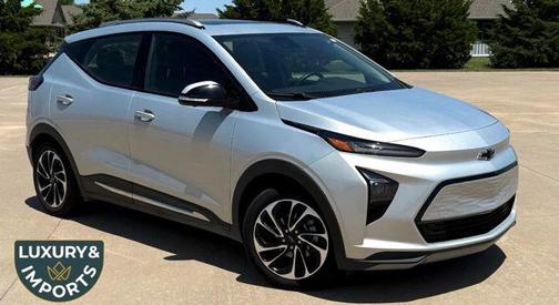 Silver Flare Metallic 2022 Chevrolet Bolt EUV FWD Premier