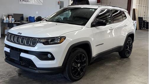 2022 Jeep Compass Latitude Lux