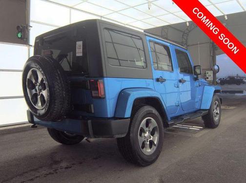 Hydro Blue Pearlcoat 2016 Jeep Wrangler Unlimited Sahara