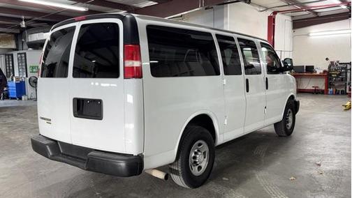 2016 Chevrolet Express 2500 LS