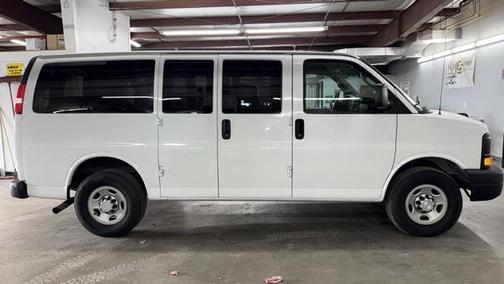 2016 Chevrolet Express 2500 LS