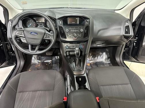 Shadow Black 2018 Ford Focus SE