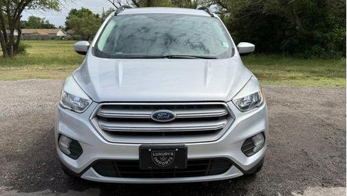 Ingot Silver 2018 Ford Escape SE