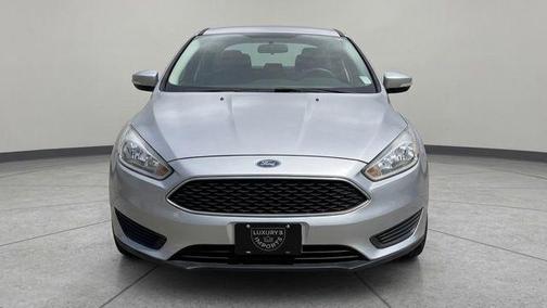 Ingot Silver Metallic 2017 Ford Focus SE