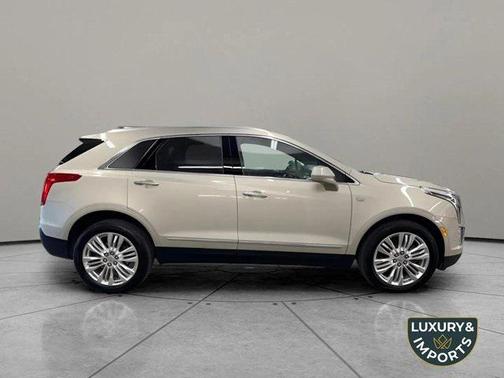 2017 Cadillac XT5 Premium Luxury