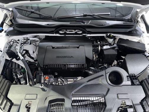 Platinum White Pearl 2023 Honda Pilot AWD LX