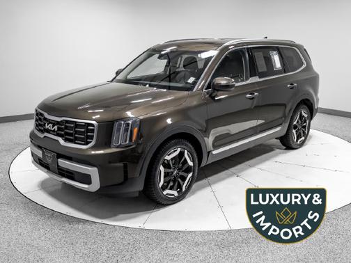 Dark Moss 2024 Kia Telluride S