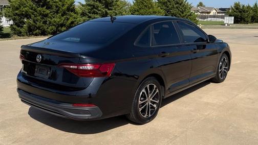 Deep Black Pearl 2023 Volkswagen Jetta 1.5T Sport