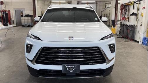 2025 Buick Enclave Preferred FWD