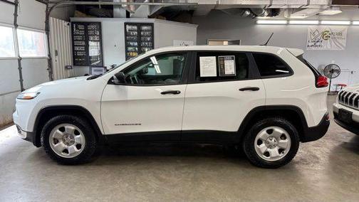 Bright White Clearcoat 2017 Jeep Cherokee Sport