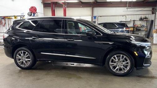2023 Buick Enclave Premium AWD