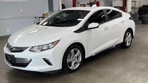 Summit White 2018 Chevrolet Volt LT