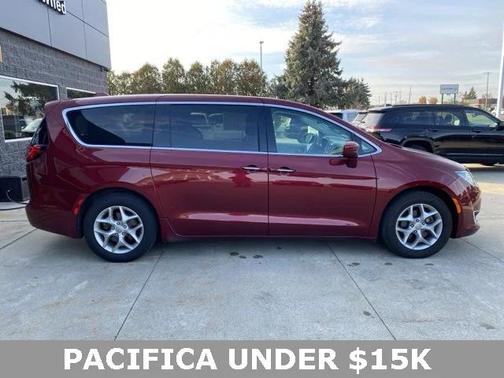 2018 Chrysler Pacifica Touring Plus