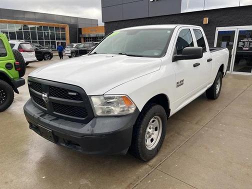 2018 RAM 1500 Tradesman Quad Cab 4x4 64' Box