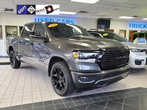 2024 RAM 1500 Laramie Crew Cab 4x4 57' Box