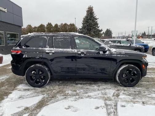 2023 Jeep Grand Cherokee Altitude 4x4