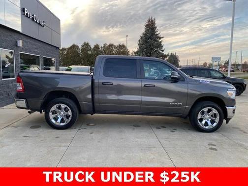 2021 RAM 1500 Big Horn Crew Cab 4x4 57' Box