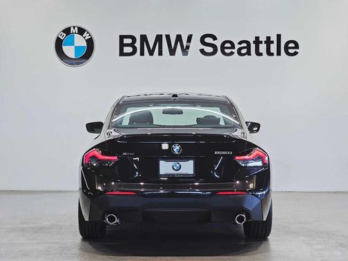 2024 BMW 230 i xDrive