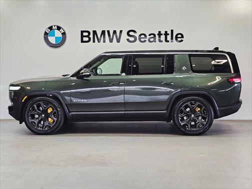 2023 Rivian R1S Adventure