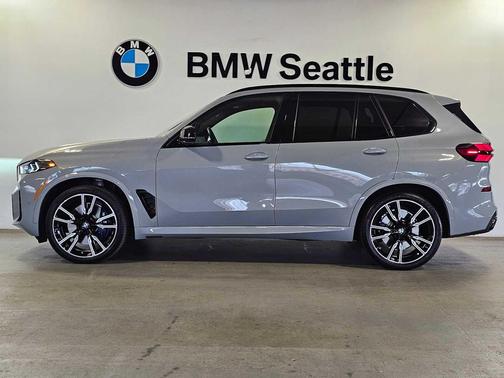 2024 BMW X5 M60i