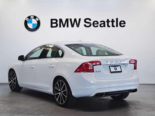 2016 Volvo S60 T5 Drive-E Premier