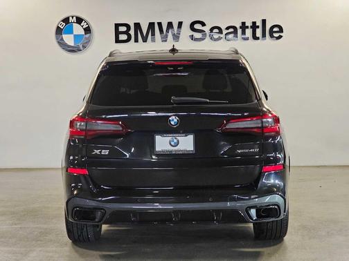 BLK/Black 2022 BMW X5 xDrive40i