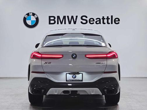 Alpine White 2026 BMW X6 xDrive40i
