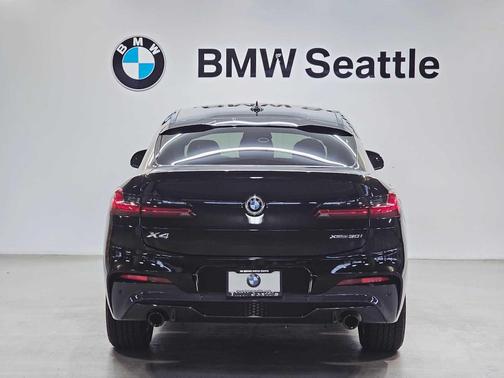 2021 BMW X4 xDrive30i