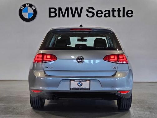 2017 Volkswagen Golf TSI Wolfsburg Edition 4-Door