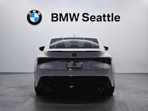 2022 Lexus IS 350 Base