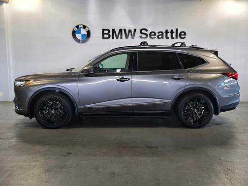 2022 Acura MDX Advance Package