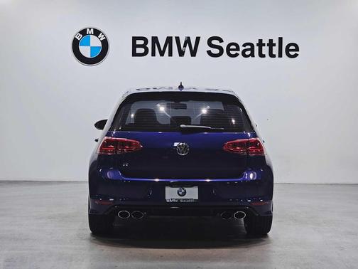 2015 Volkswagen Golf R 4-Door w/DCC & Navigation