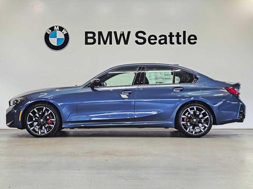 2025 BMW 330 i xDrive