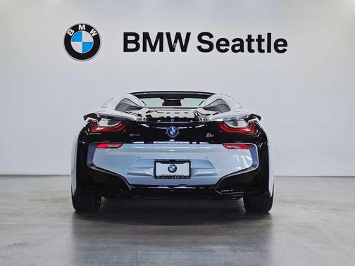2019 BMW i8