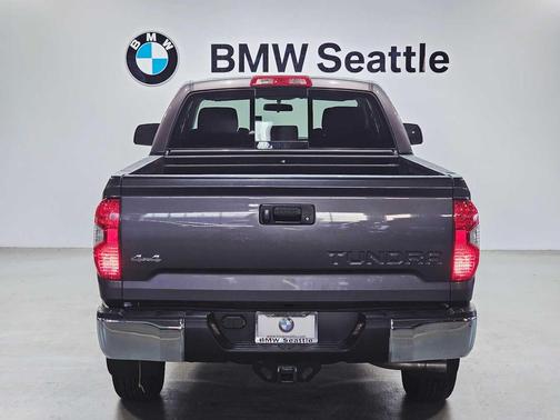 2015 Toyota Tundra SR5