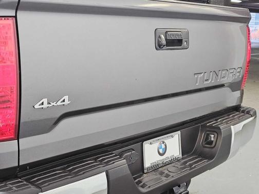 2015 Toyota Tundra SR5