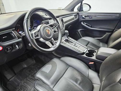 2017 Porsche Macan GTS