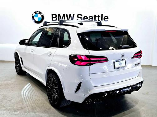 2025 BMW X5 M Base