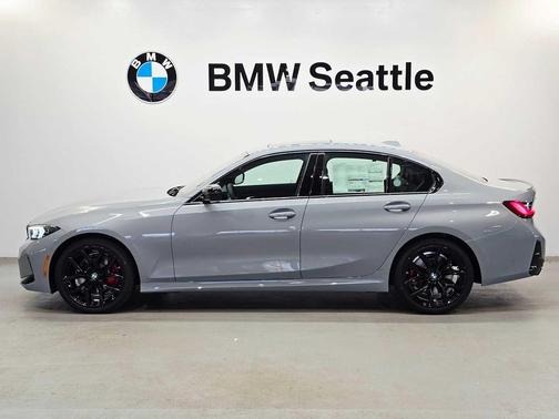 2026 BMW 330 i xDrive