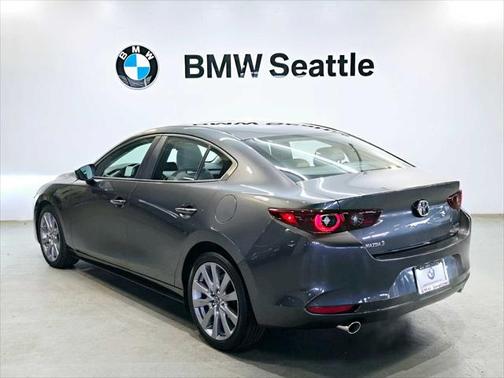 2022 Mazda Mazda3 FWD w/Preferred Package