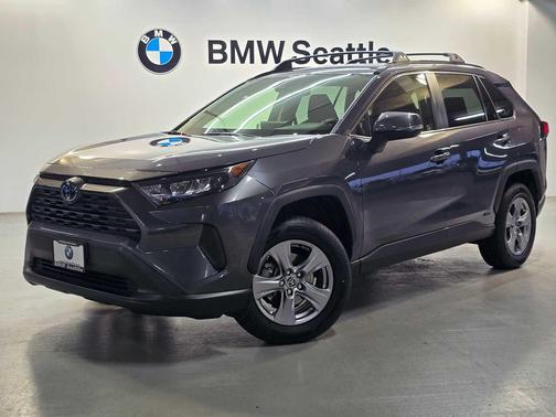 2022 Toyota RAV4 Hybrid SE