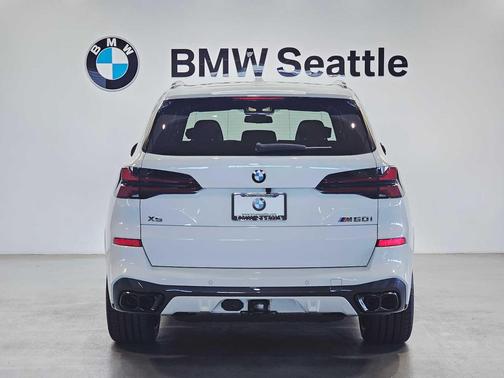 2026 BMW X5 M60i