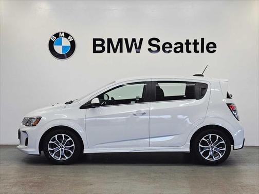 2020 Chevrolet Sonic FWD Hatchback LT 5-Door