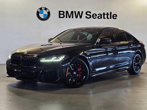 Black Sapphire Metallic 2023 BMW 540 i xDrive