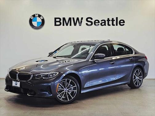 2022 BMW 330e Base